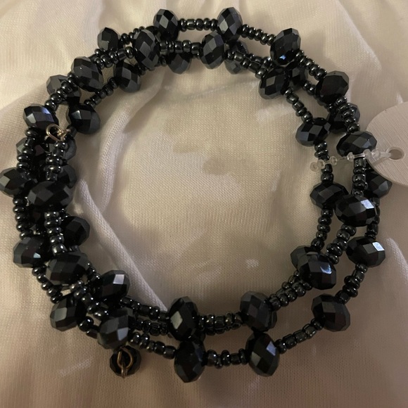 Coil Beaded Bracelet (black/onyx Color) - Picture 3 of 4